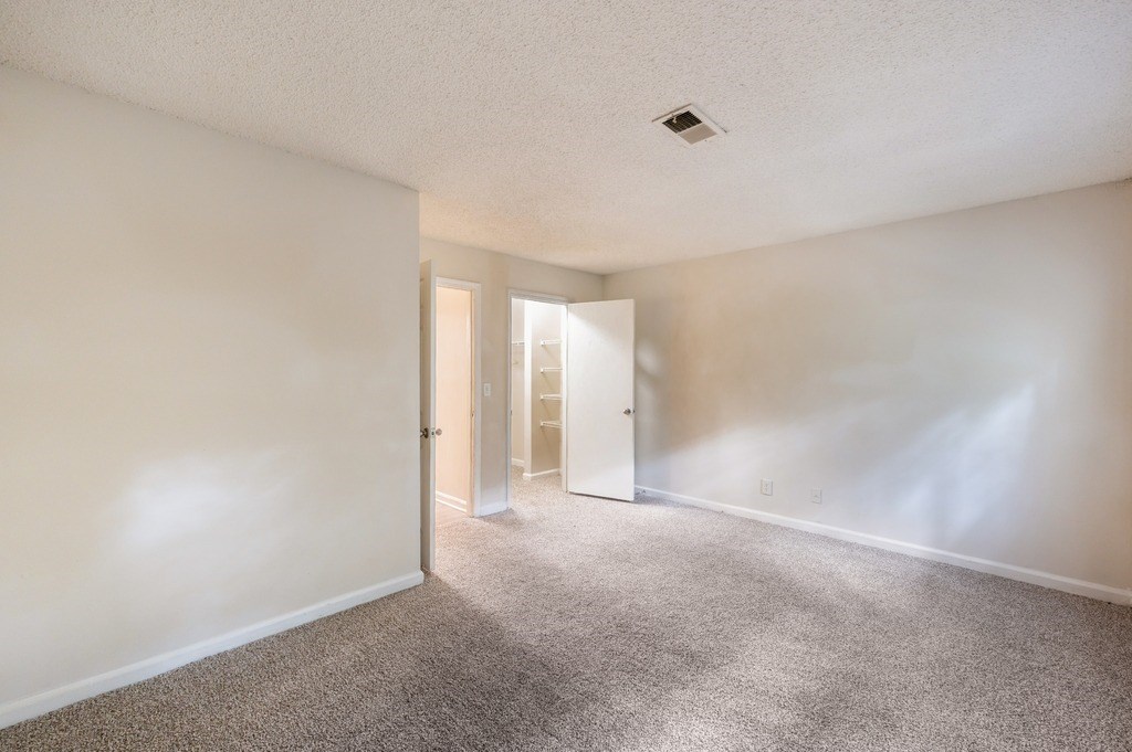 The Falls At Sope Creek Apartments