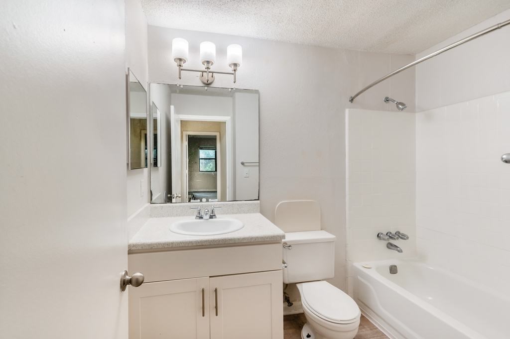 The Falls At Sope Creek Apartments