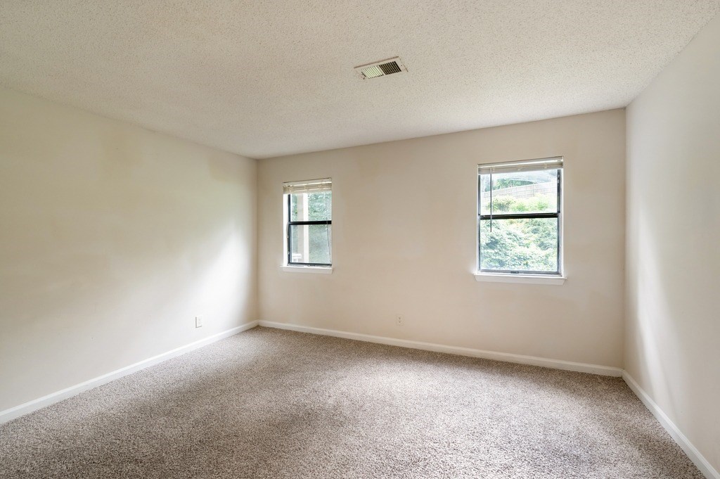 The Falls At Sope Creek Apartments