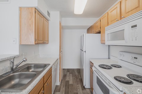 1700 Eagle Landing Blvd 2 Beds Apartment for Rent