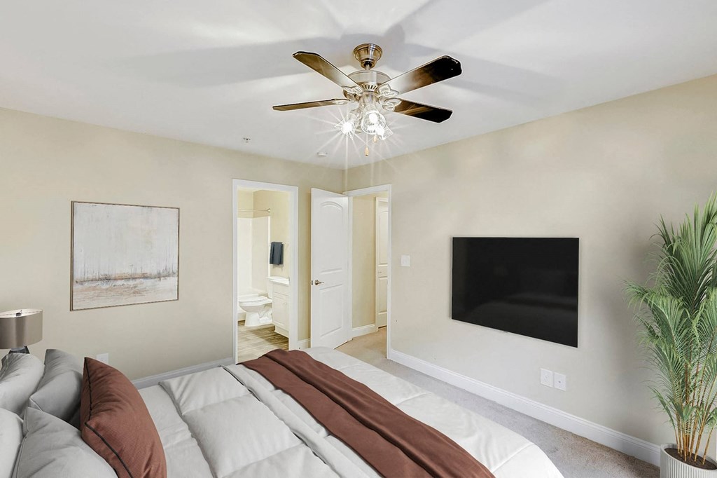 Bedroom With Ceiling Fan at Brandemere Apartment Homes, Winston Salem, 27106