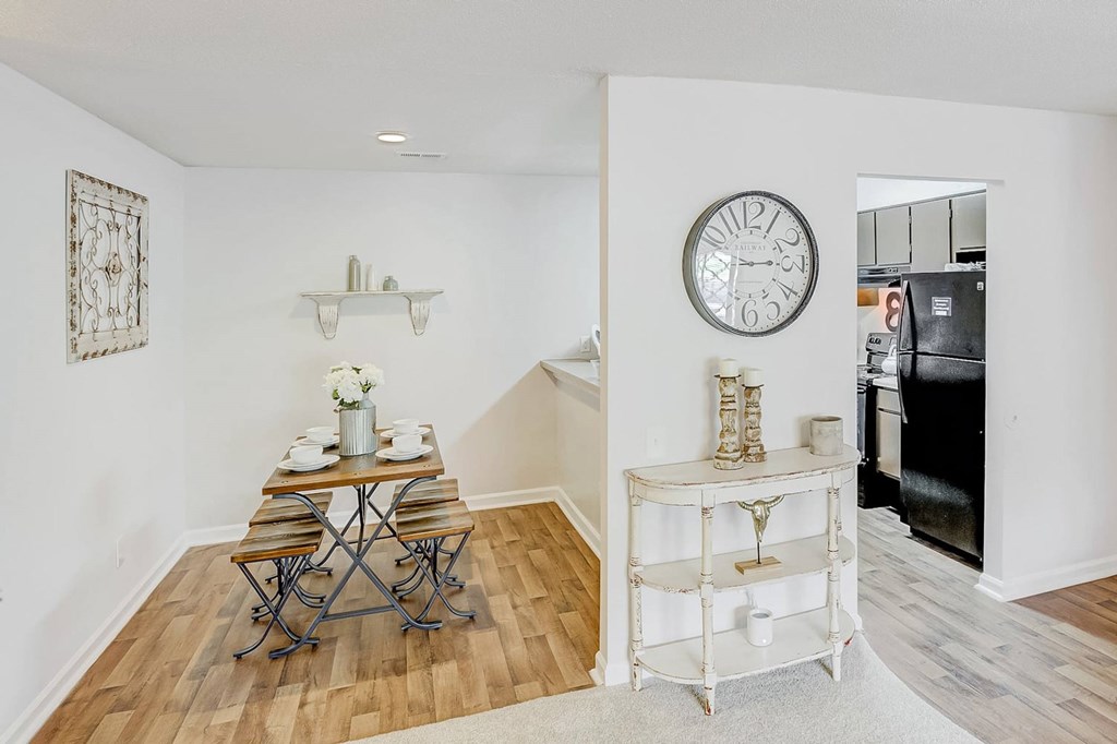 Dining Room at Brandemere Apartment Homes, North Carolina