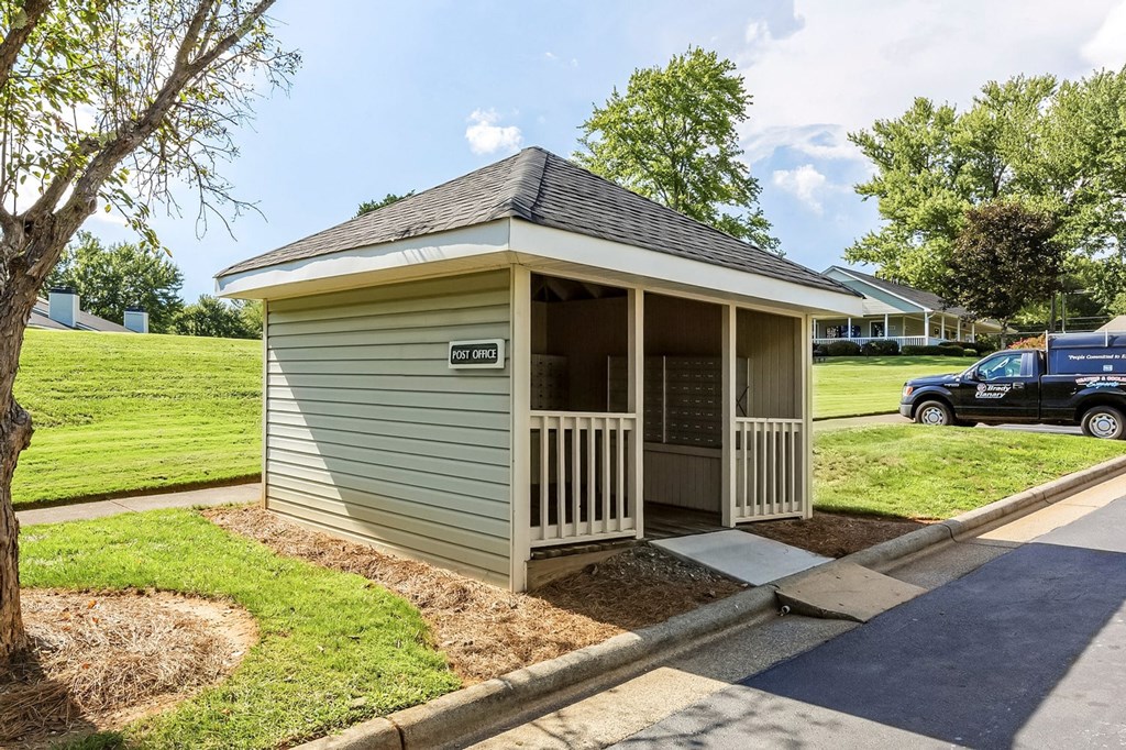 Outdoor Porch at Brandemere Apartment Homes, Winston Salem, NC, 27106