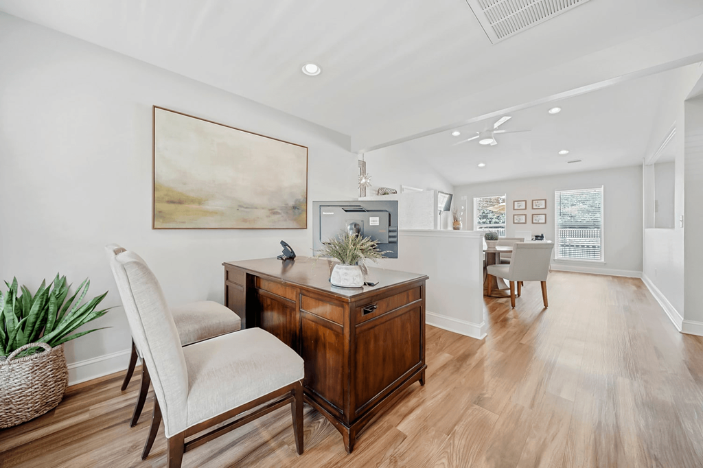 Work Desk at Brandemere Apartment Homes, North Carolina