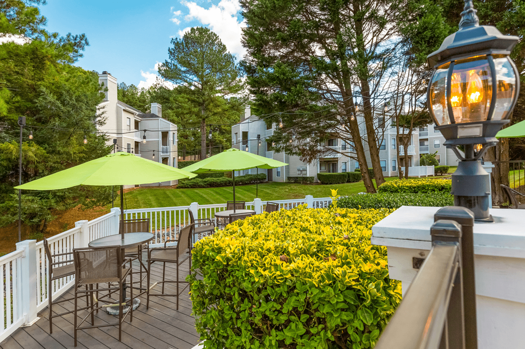 Outdoor Patio at Bridges at Mallard Creek Apartment Homes, Charlotte, 28269
