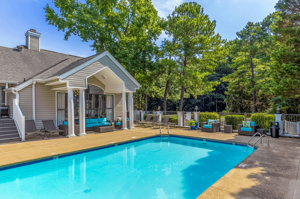 Blue Cool Swimming Pool at Bridges at Mallard Creek Apartment Homes, North Carolina