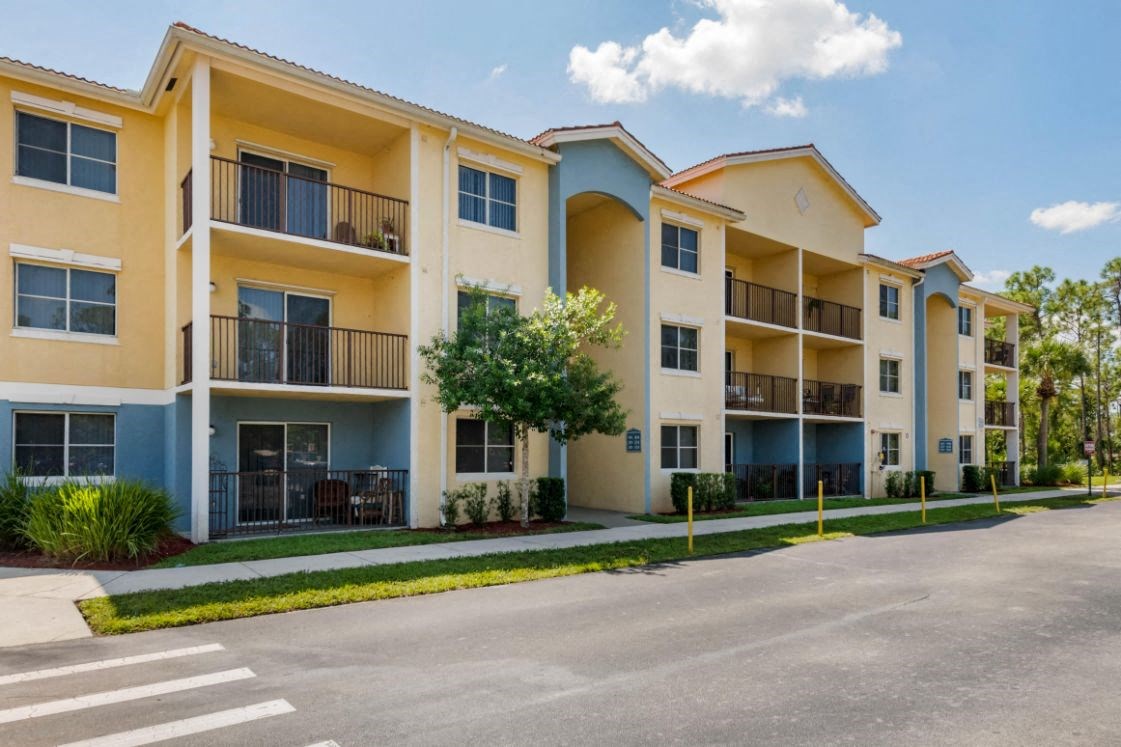 Tuscan Isle Apartments Apartments in Naples, FL