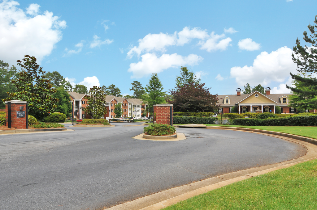 Drive way entrance to apartment complex