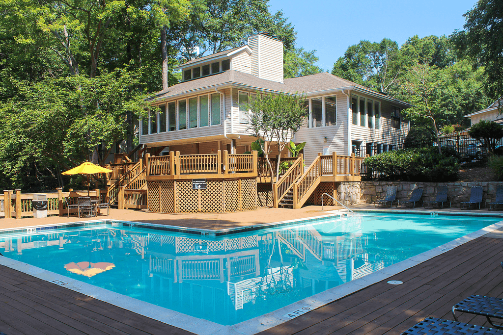 The Falls At Sope Creek Apartments, 1950 Roswell Road, Marietta, GA ...