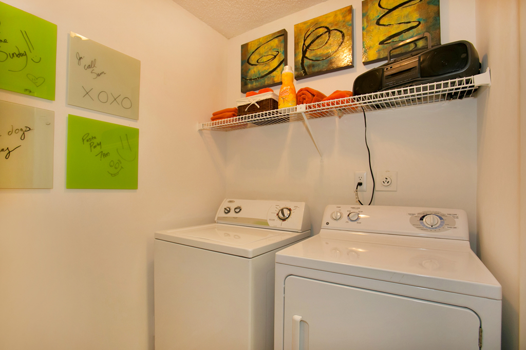 Turtle Cove Apartments