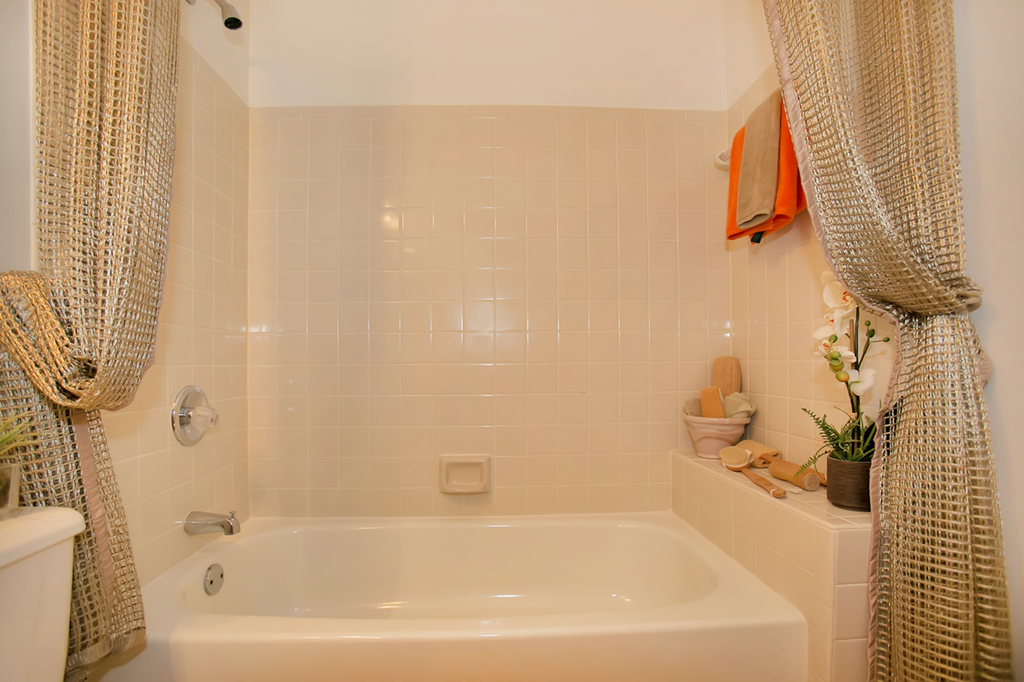 Turtle Cove Apartments