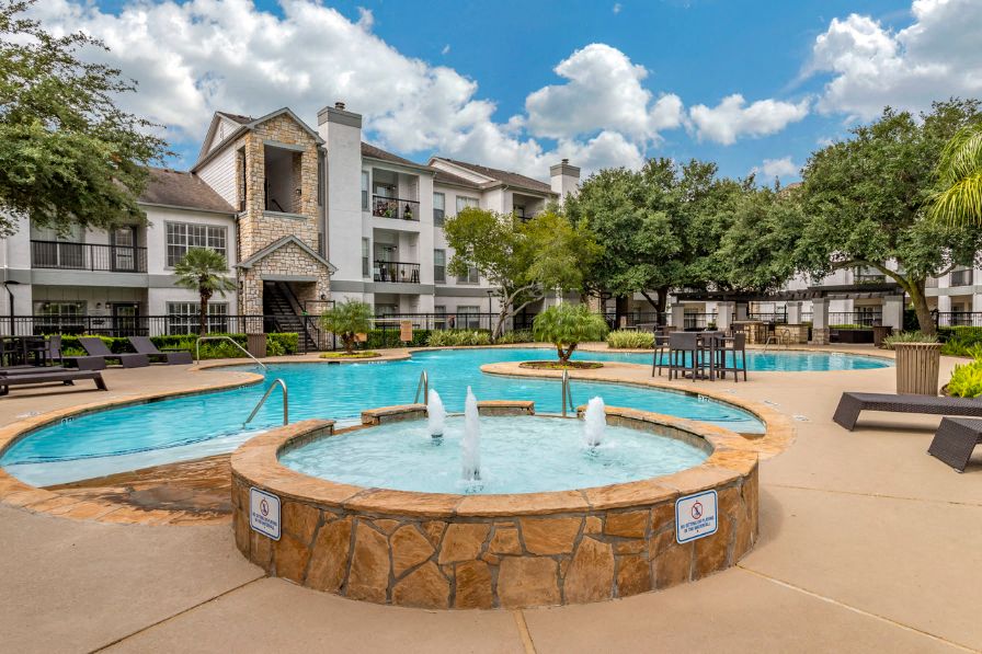 The Legend at Park Ten Apartments Apartments in Houston