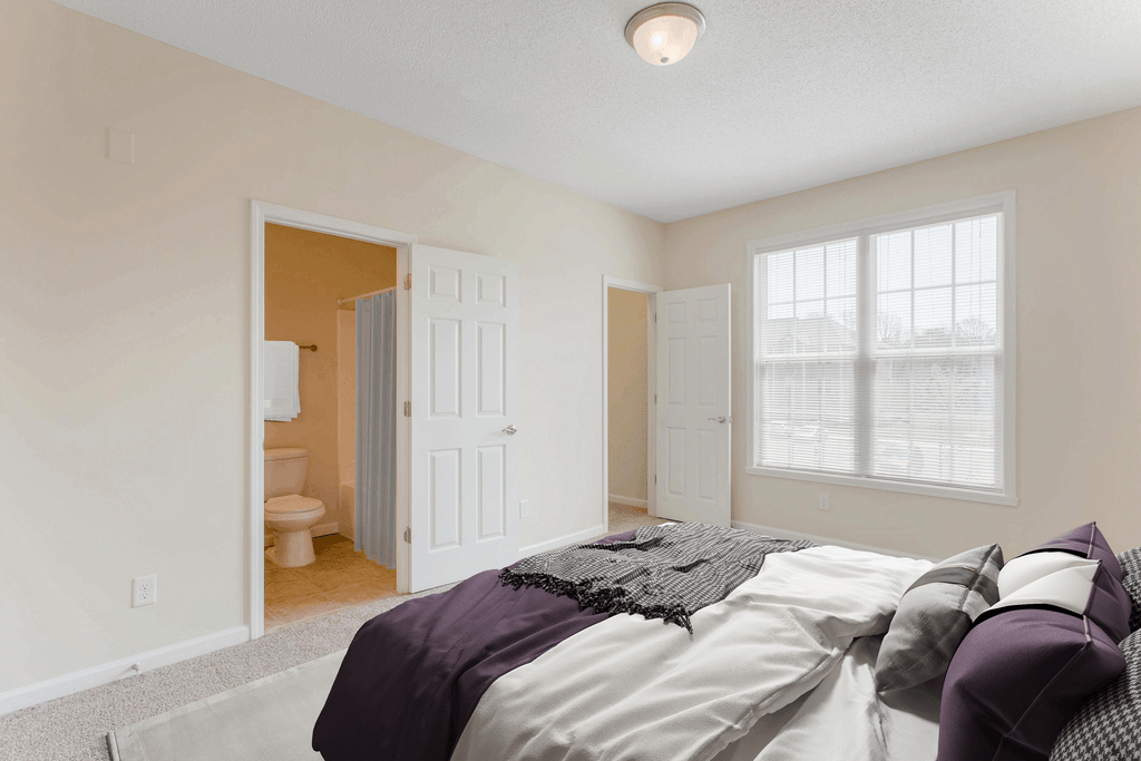Gorgeous Bedroom at Ashley Court Apartments, Charlotte, NC, 28262
