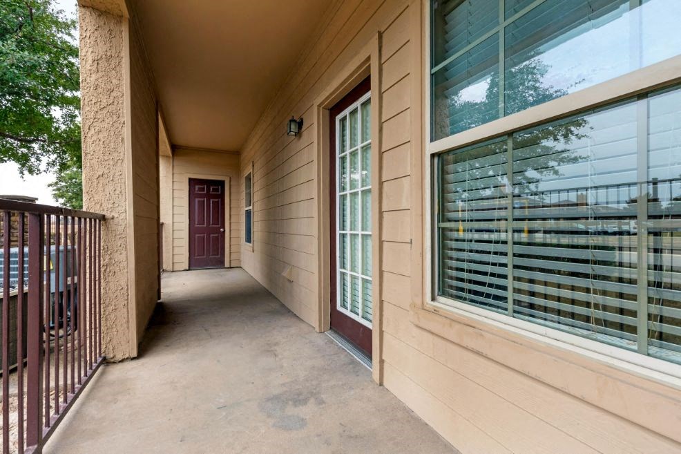 Balcony with door entry