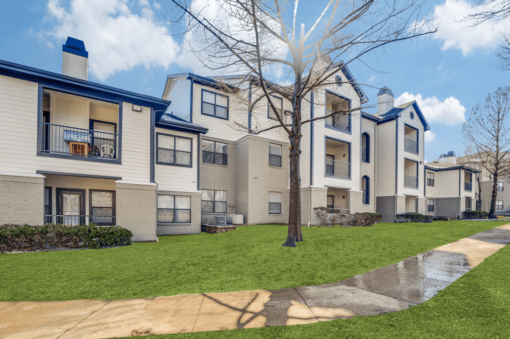 our apartments have a spacious yard and green grass