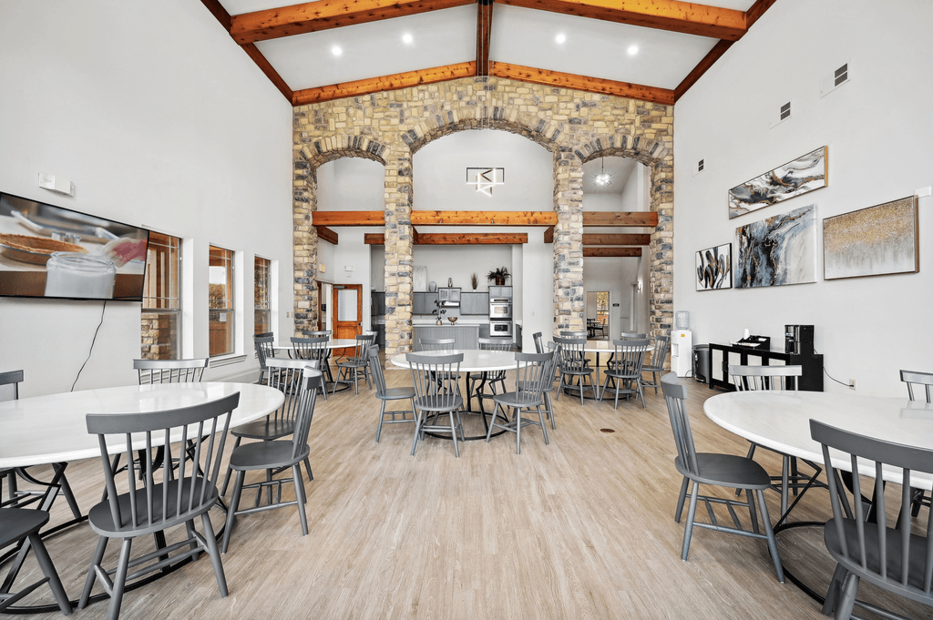 the dining room at our il restaurant