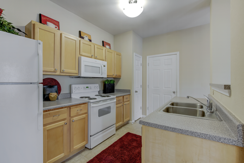 6810 Valley Ridge Dr, 1-3 Beds Apartment for Rent