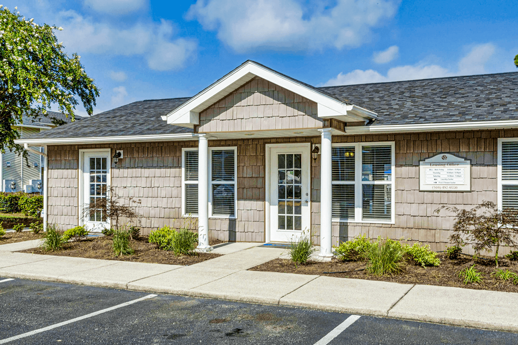 Houses Exterior at Patriot Point Apartment Homes, North Carolina, 28390