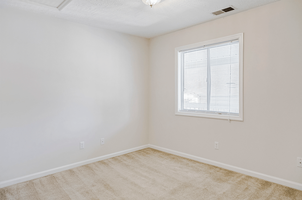 Vacant Bedroom at Patriot Point Apartment Homes, North Carolina, 28390
