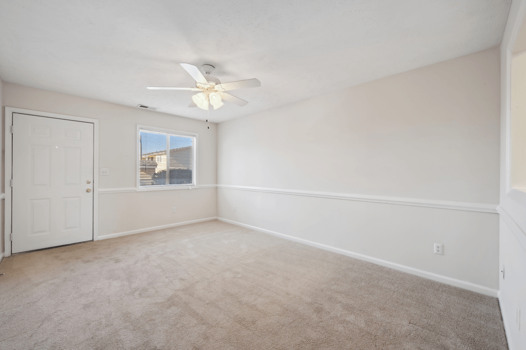 Carpeted Flooring at Patriot Point Apartment Homes, North Carolina 
