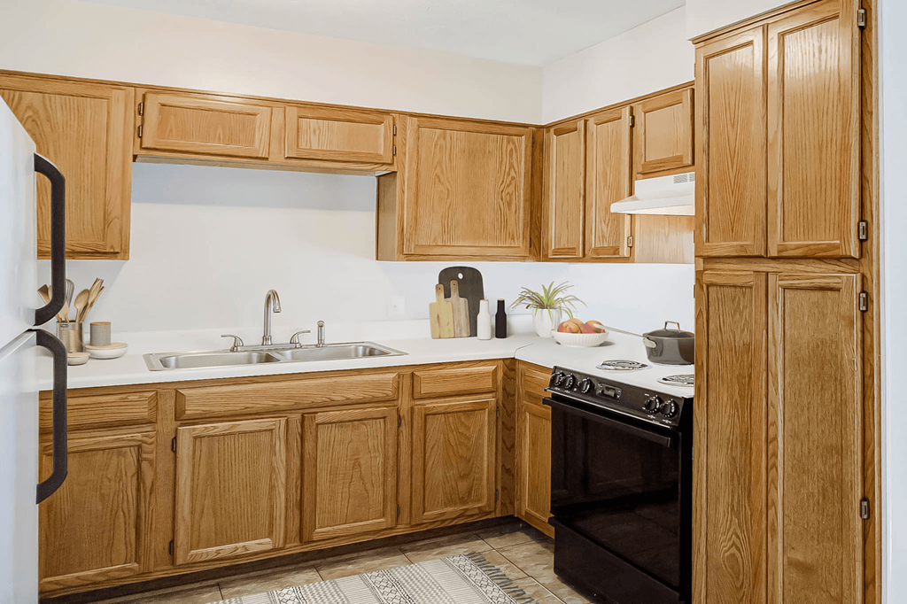 Furnished Kitchen at Patriot Point Apartment Homes, Spring Lake, NC 28390