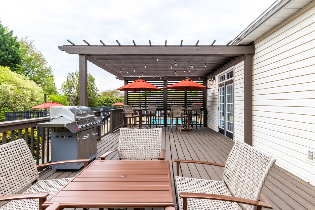 grilling area with table seating