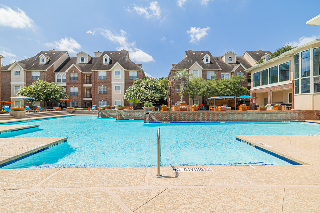 swimming pool with sundeck