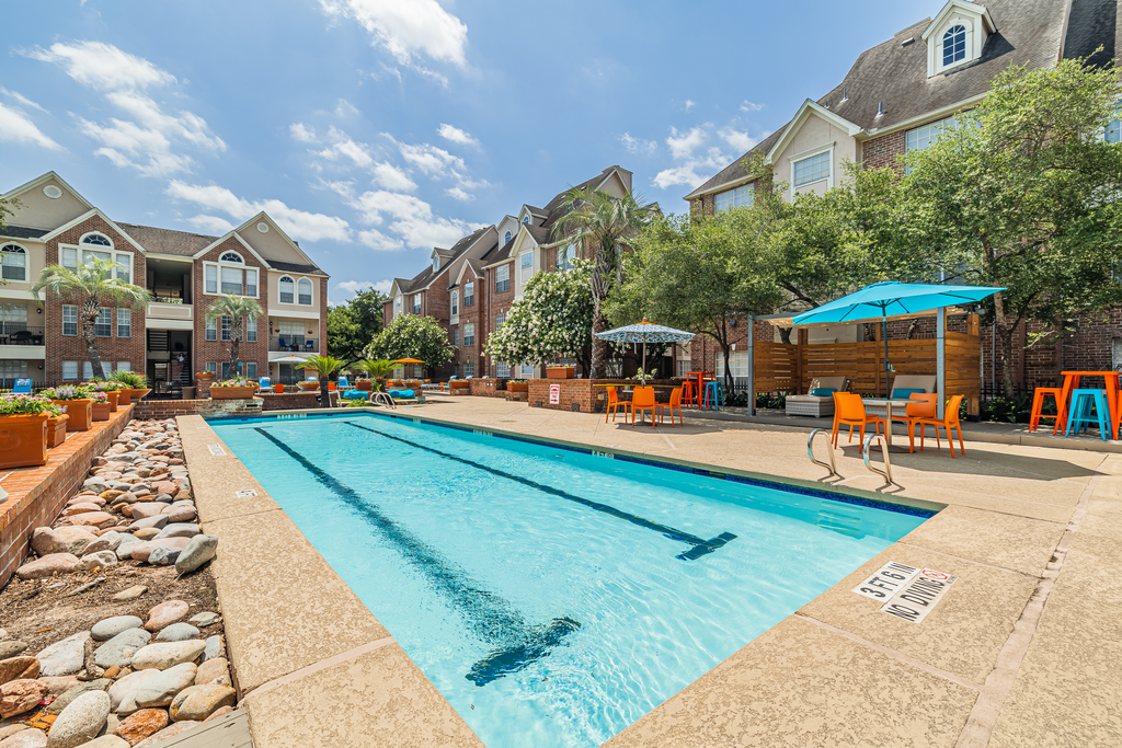 swimming pool with sundeck