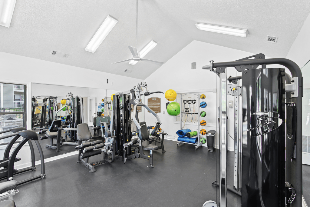 the gym at the preserve at green valley townhomes in green valley va
