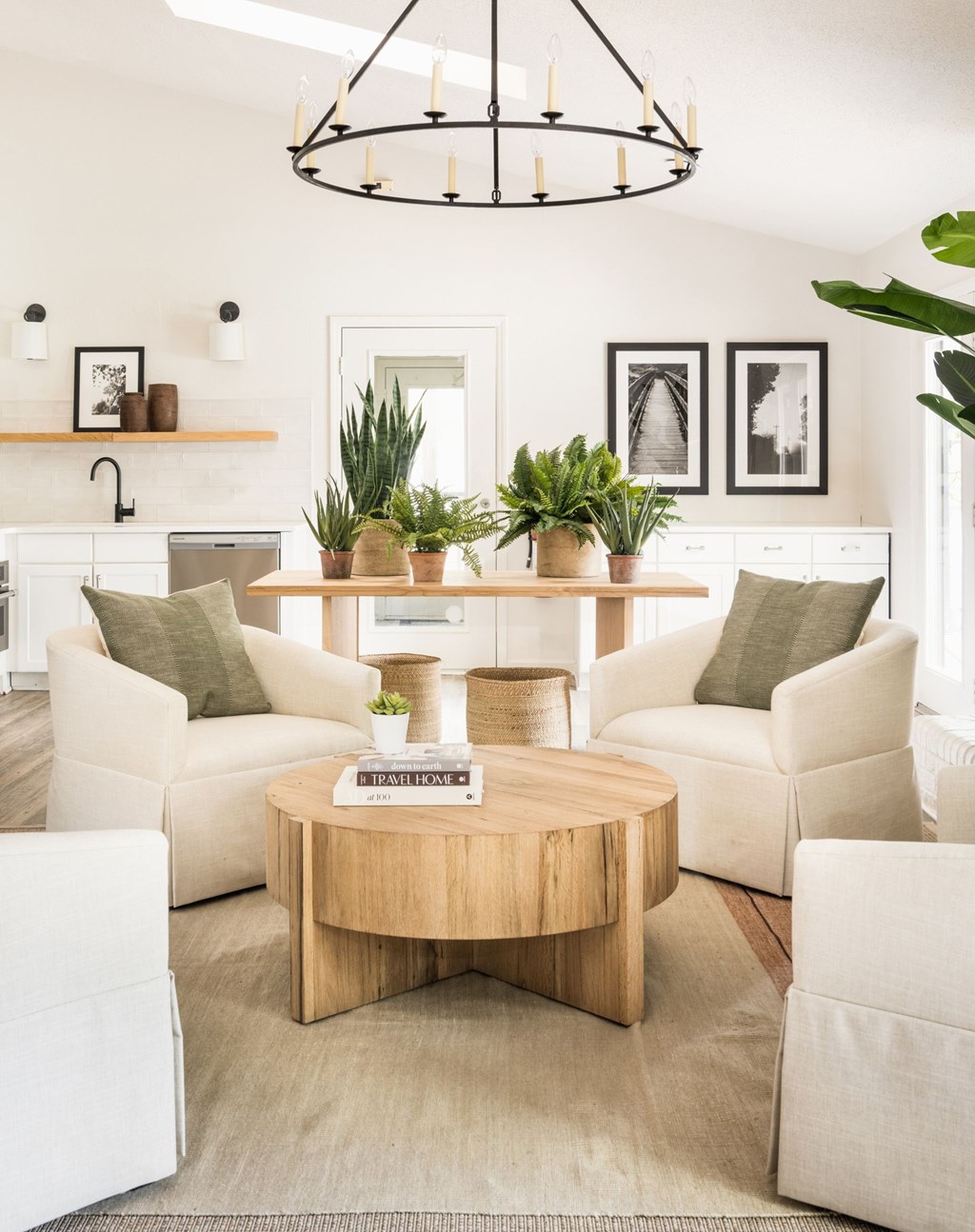 Social Lounge at Woodlyn on the Green Apartment Homes, Cary, NC, 27513