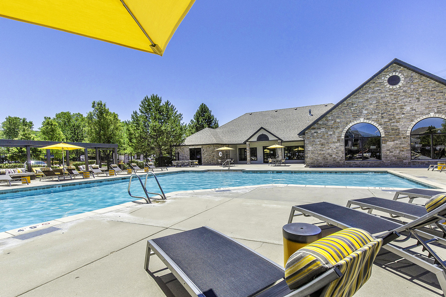 Maisons Landing Apartments