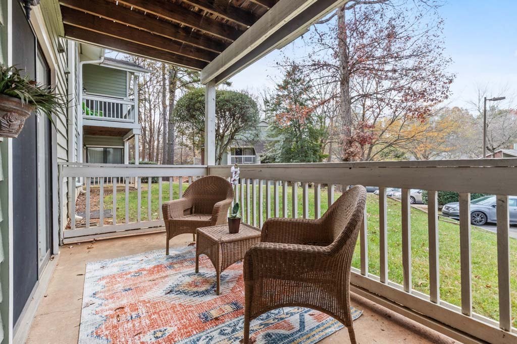 Balcony And Patio at Woodland Park Apartment Homes, Greensboro, 27455