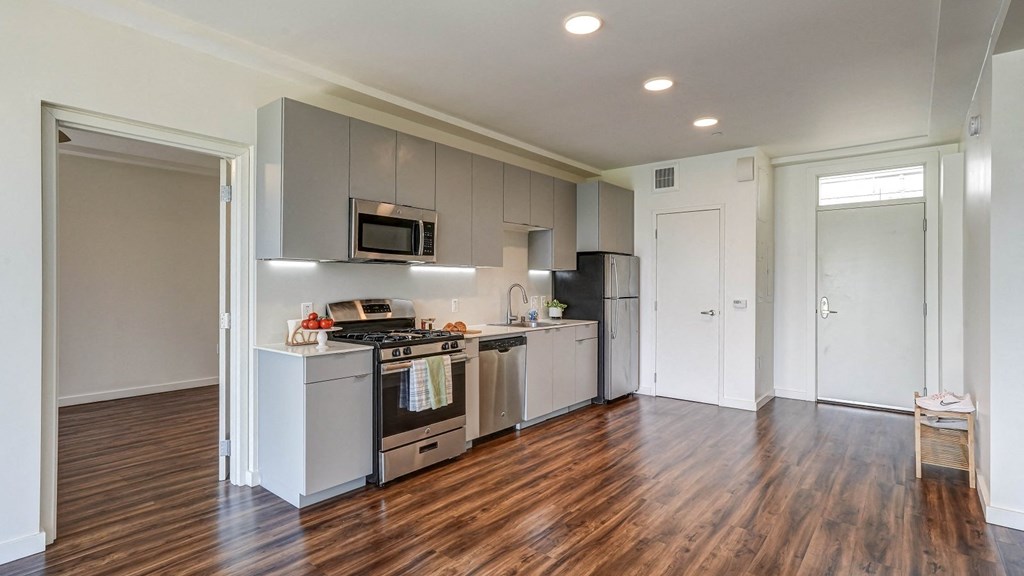 4801 Shattuck is a similar property to The Edge Apartments located in Oakland