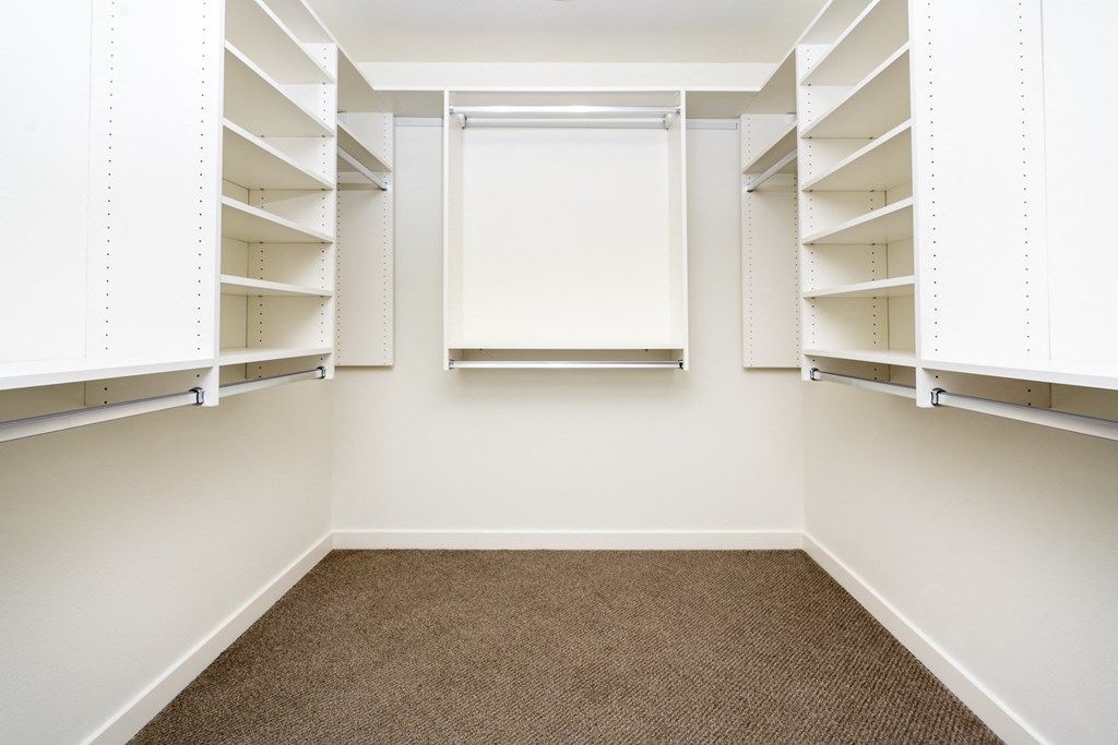 Legacy at Hayward Hayward CA spacious closet