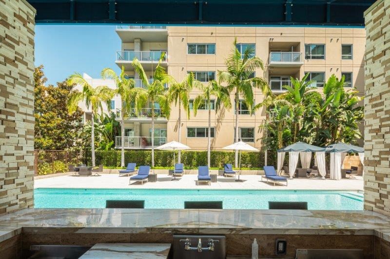 1600 VINE Los Angeles CA Pool