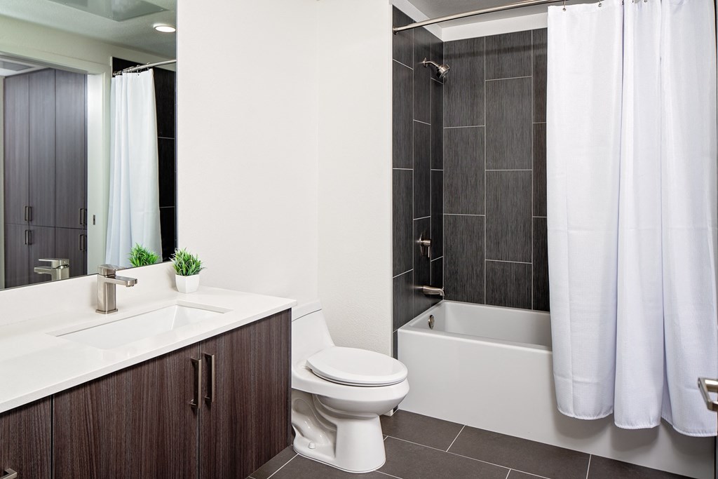 Legacy at Hayward Hayward CA bath