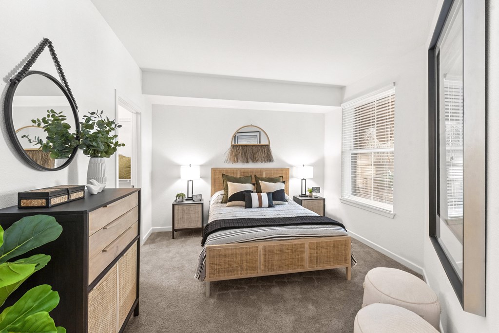 Amalfi Milpitas CA  bed