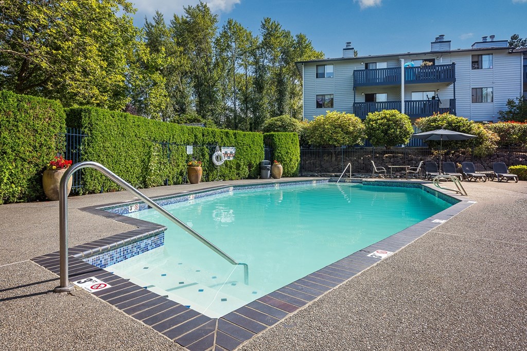 swimming pool at Copper Ridge Apartments, Renton, 98055