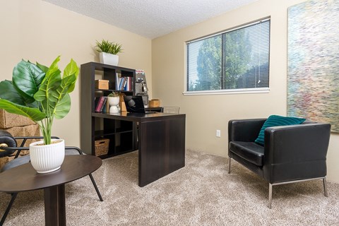 office room Copper Ridge Apartments, Renton, 98055