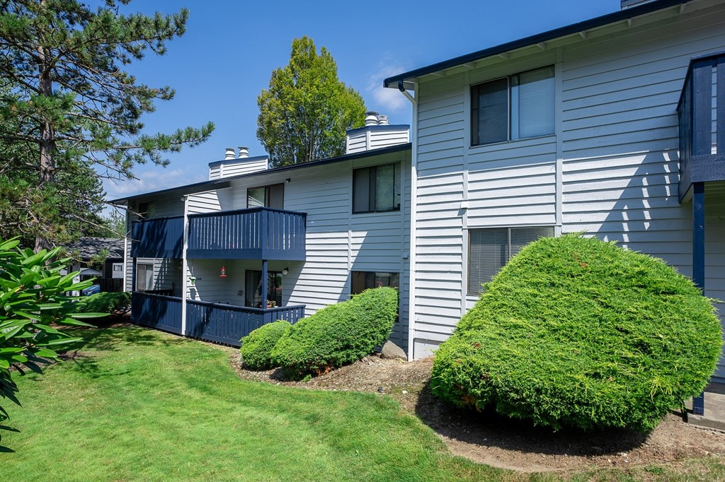 apartments with balconies at Copper Ridge Apartments, Renton, 98055