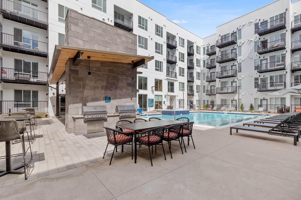 Legacy at Fitz Aurora CO Pool side