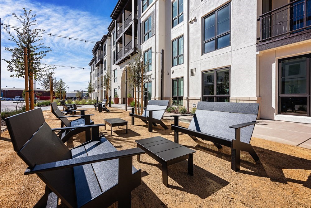 outdoor courtyard with seating