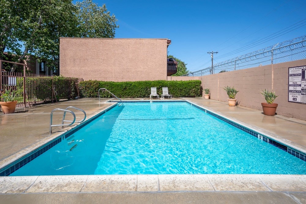 Newhope Pines Santa Ana, CA Pool Area