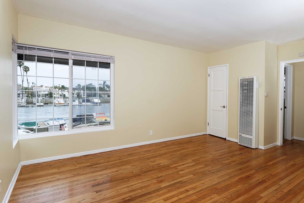 Marina Apartments & Boat Slips Long Beach, CA Apartment Living Room