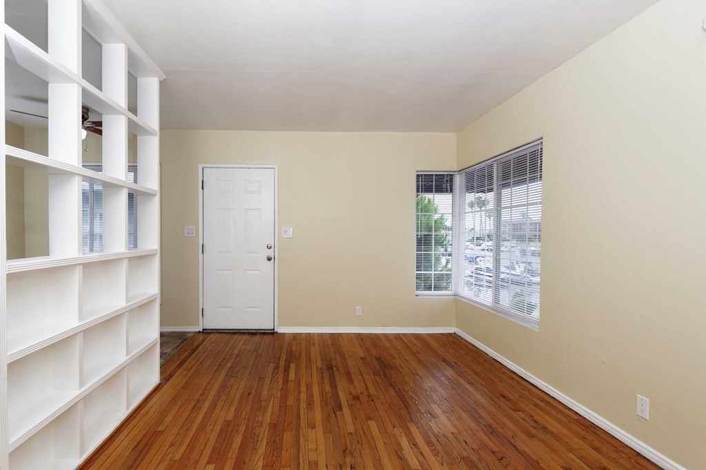 Marina Apartments & Boat Slips Long Beach, CA Apartment Living Room