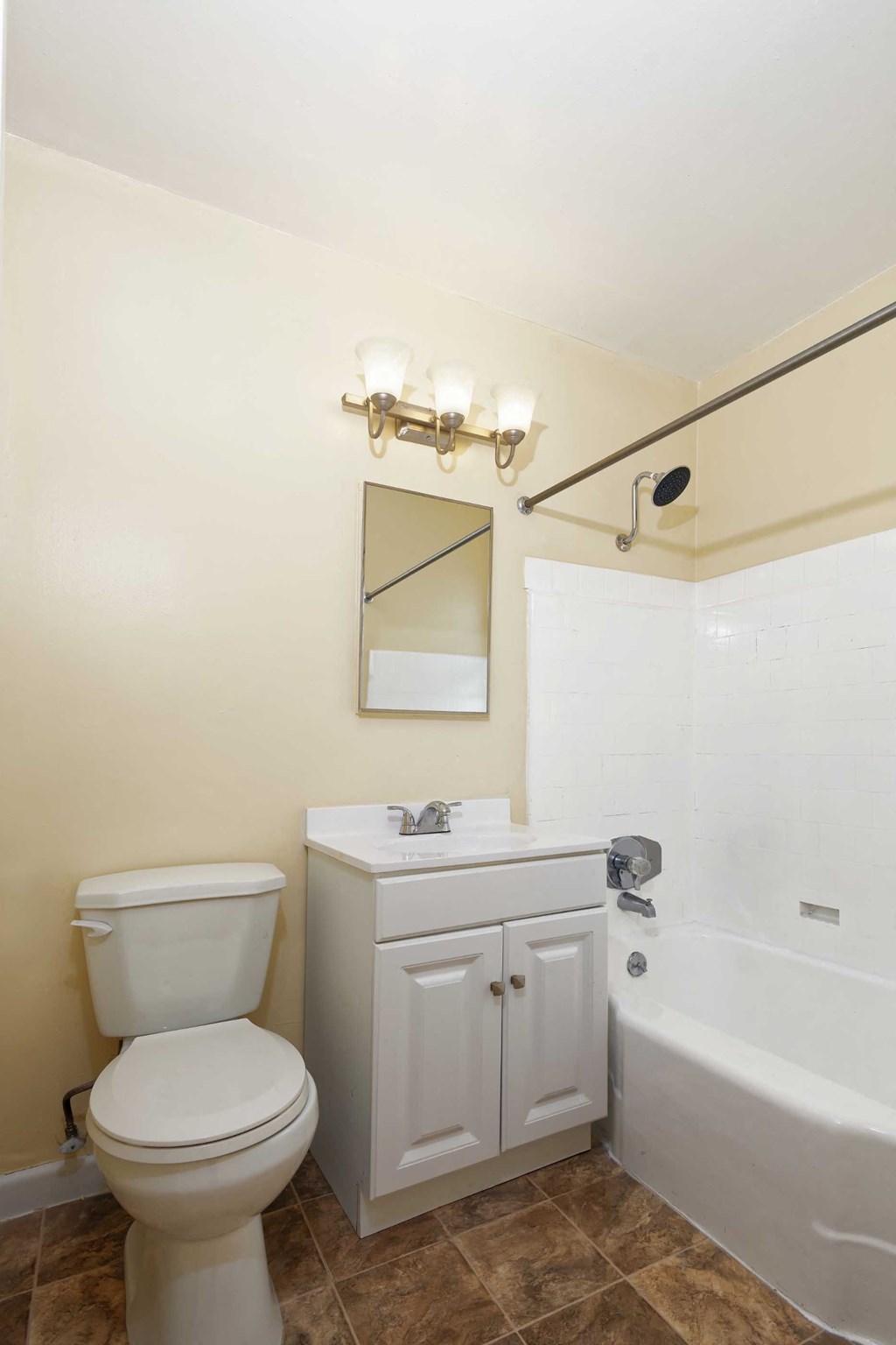 Marina Apartments & Boat Slips Long Beach, CA Apartment Bathroom