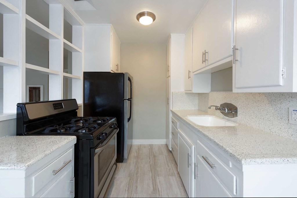 Marina Apartments & Boat Slips Long Beach, CA Apartment Kitchen