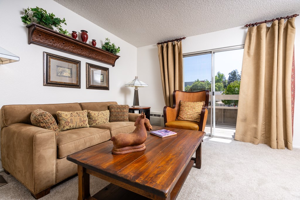 The Seasons Apartments