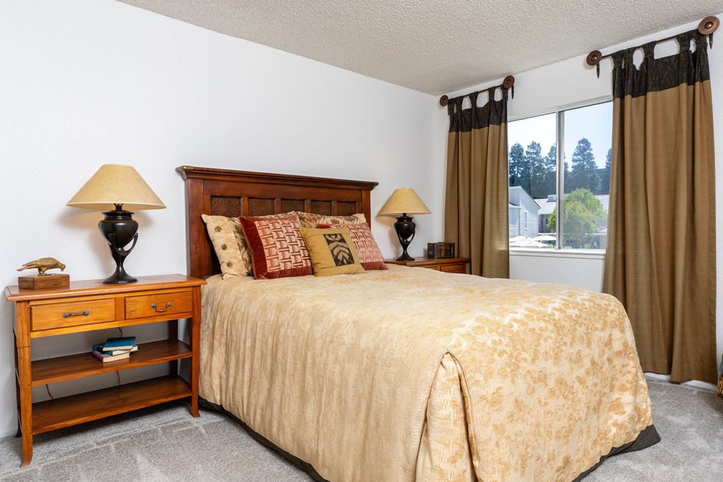 The Seasons Apartments