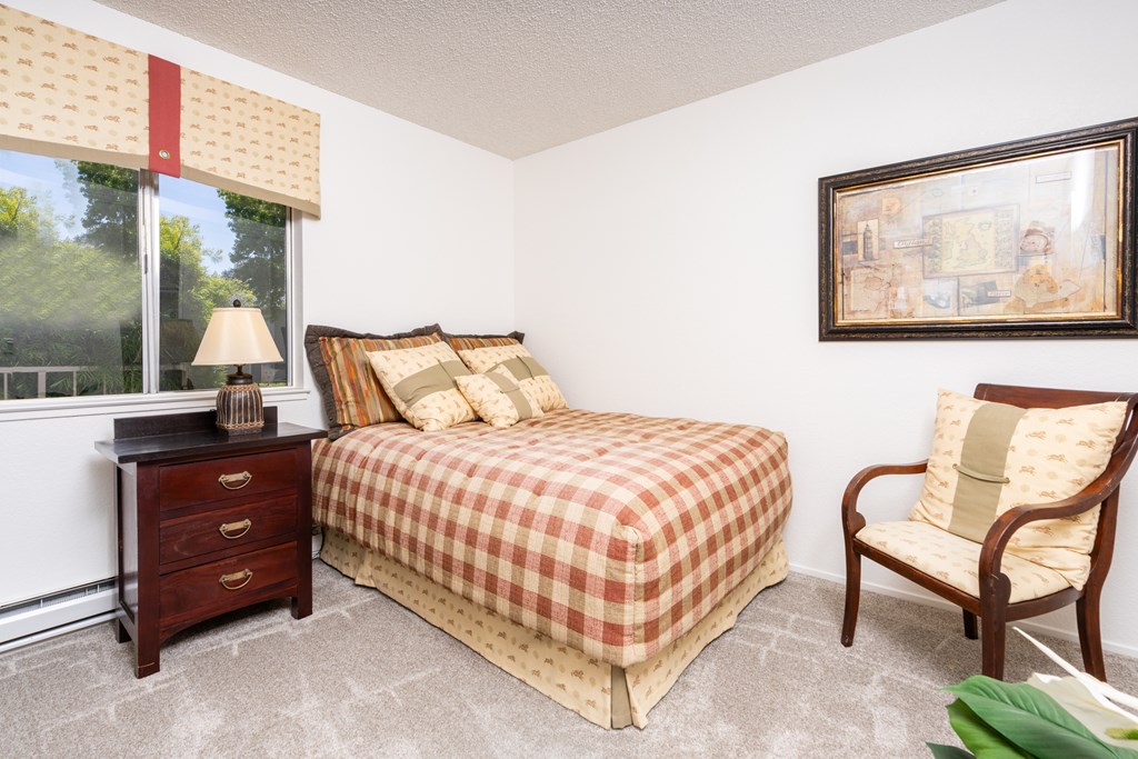 The Seasons Apartments